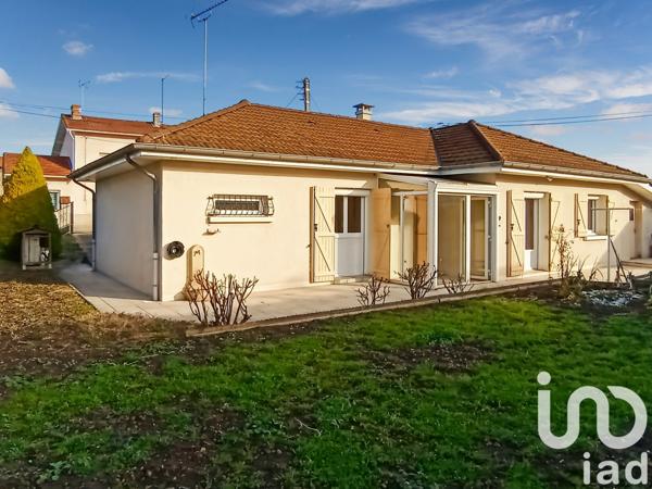 Maison 3 pièces de 70 m² à Feurs (42110)