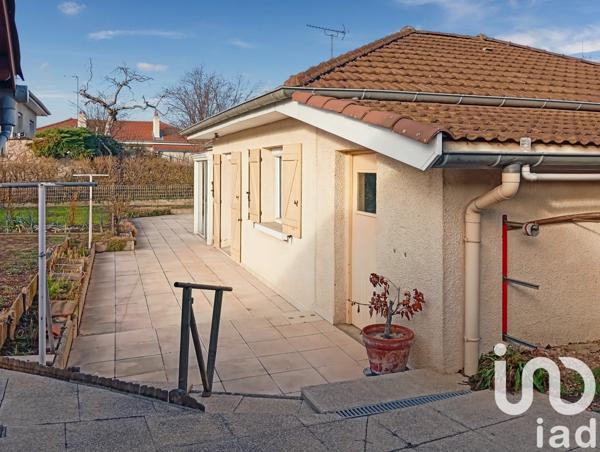 Maison 3 pièces de 70 m² à Feurs (42110)