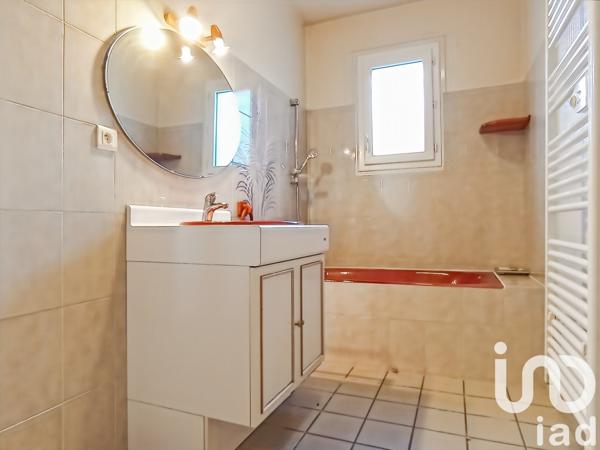 Maison 3 pièces de 70 m² à Feurs (42110)