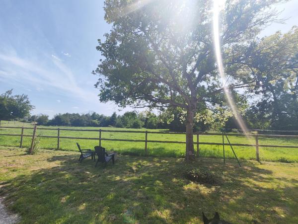 Propriété de 2.17 ha avec maison de 115 m² et dépendances