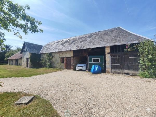Propriété de 2.17 ha avec maison de 115 m² et dépendances