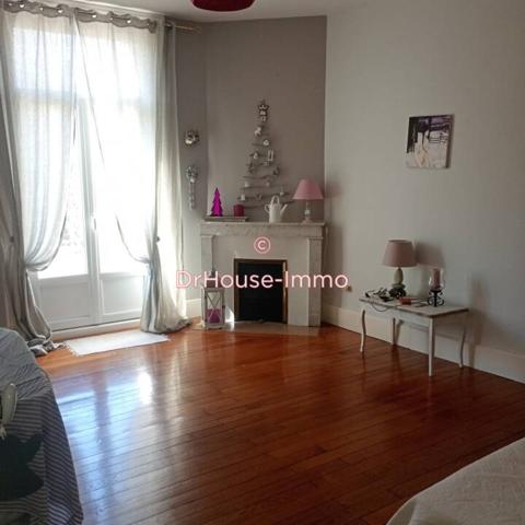 Appartement à vendre 7 pièces de 211 m²