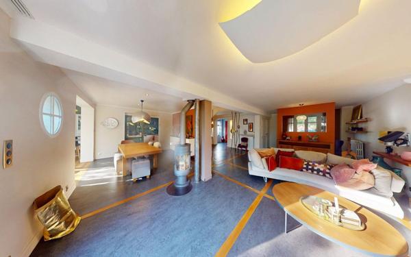 Maison à vendre    4 pièces • 184 m2 Toulouse