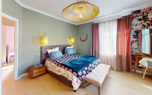 Maison à vendre    4 pièces • 184 m2 Toulouse