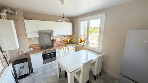 Appartement dans immeuble au calme proche du centre