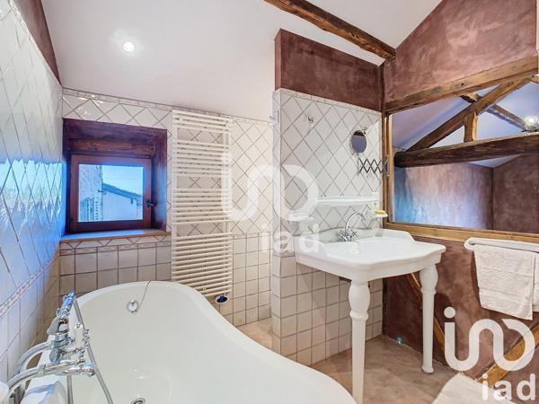 Maison à vendre 8 pièces 239 m² Gleizé