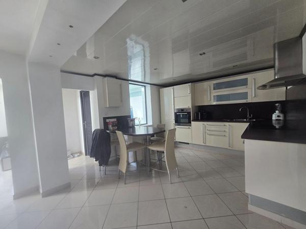 Maison Wattrelos 4 pièce(s) 114.28 m2