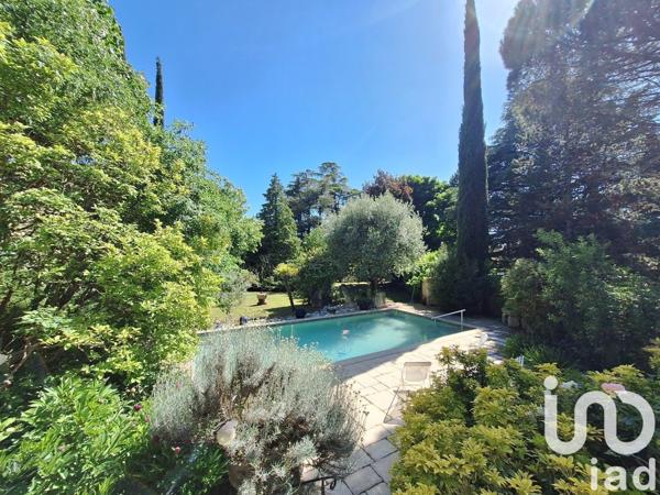 Maison de ville 12 pièces de 280 m² à Crest (26400)