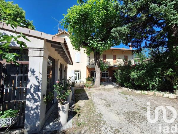 Maison de ville 12 pièces de 280 m² à Crest (26400)