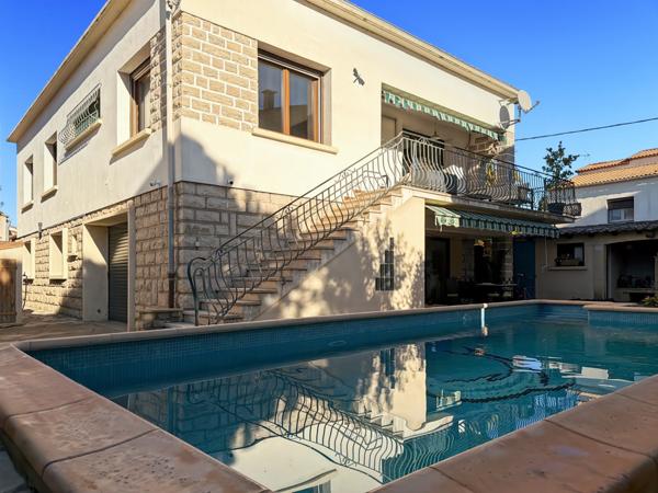 Mireval (34110) Maison 170 m2, 5 chambres, piscine, deux garages.