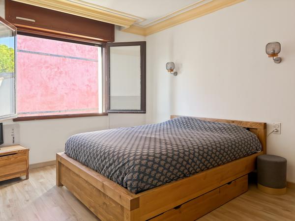 Mireval (34110) Maison 170 m2, 5 chambres, piscine, deux garages.