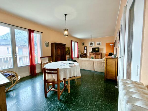 A VENDRE : APPARTEMENT T4 AVEC GARAGE PROCHE CENTRE-VILLE ET GARE