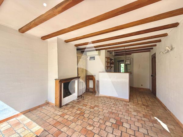 Maison 12 pièces 323 m2
