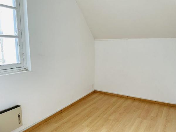 Maison immeuble Gémozac 220 m²