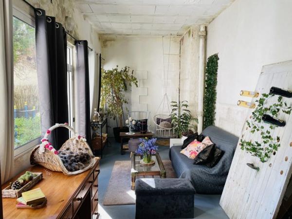 Maison immeuble Gémozac 220 m²