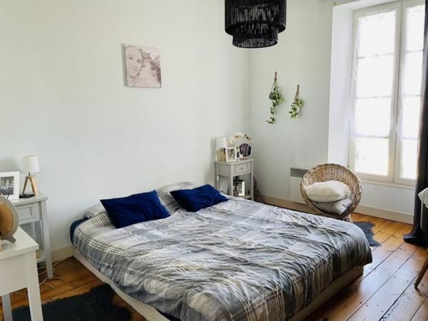 Maison immeuble Gémozac 220 m²