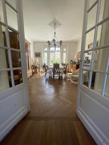 Charmante maison avec jardin et garage