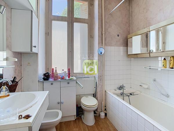Maison Cholet 7 pièce(s) 150 m2