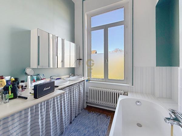 Superbe maison individelle bourgeoise de 205 m2
