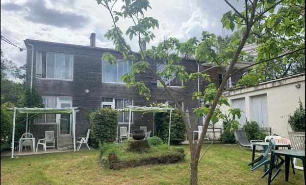 Dpt Gers (32), à vendre BARBOTAN LES THERMES maison P17