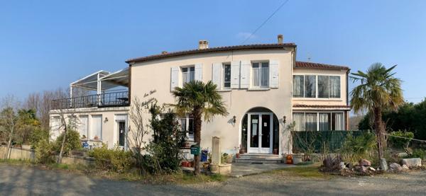 Dpt Gers (32), à vendre BARBOTAN LES THERMES maison P17