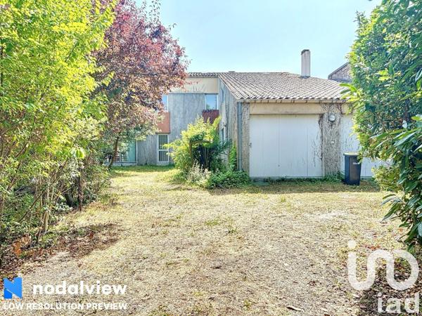 Maison d’architecte 8 pièces de 315 m² à La Rochelle (17000)