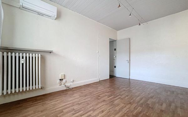 Appartement à vendre    3 pièces • 45 m2 Valence