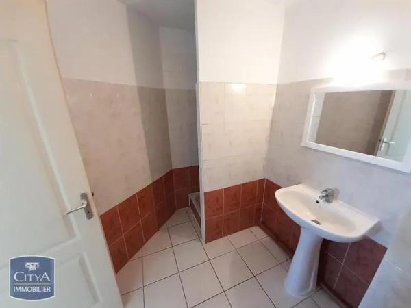 Appartement à louer 3 pièces 59.75m²