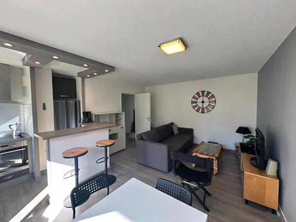 A louer Appartement T2 meublé Mont de Marsan  parking et balcon