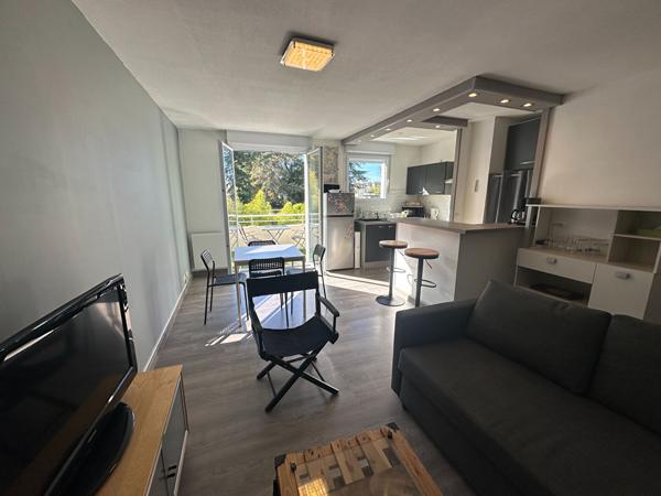 A louer Appartement T2 meublé Mont de Marsan  parking et balcon