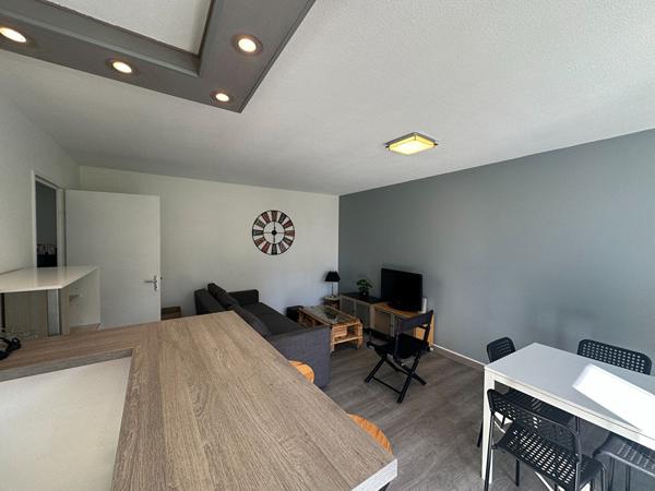 A louer Appartement T2 meublé Mont de Marsan  parking et balcon