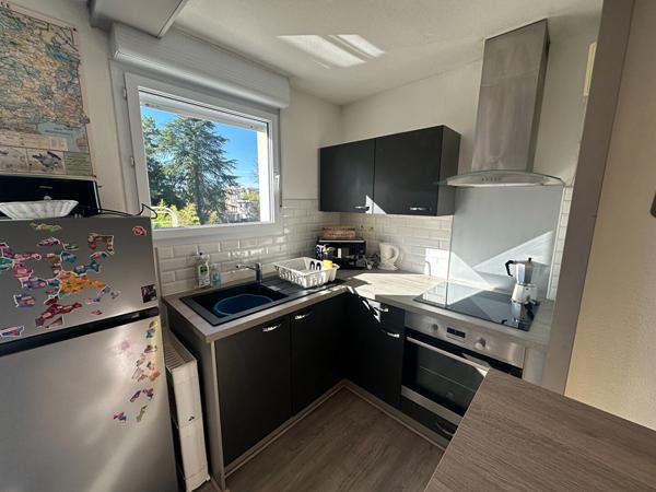 A louer Appartement T2 meublé Mont de Marsan  parking et balcon
