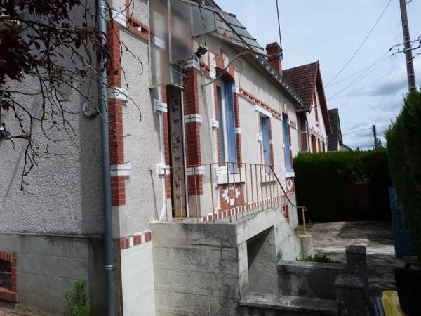 Vente                                                      Maison
                        
                     4 pièces                      71 m2                     à Vierzon