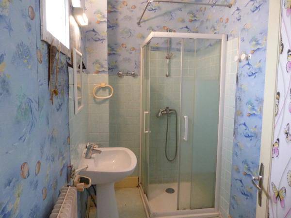 Vente                                                      Maison
                        
                     4 pièces                      71 m2                     à Vierzon