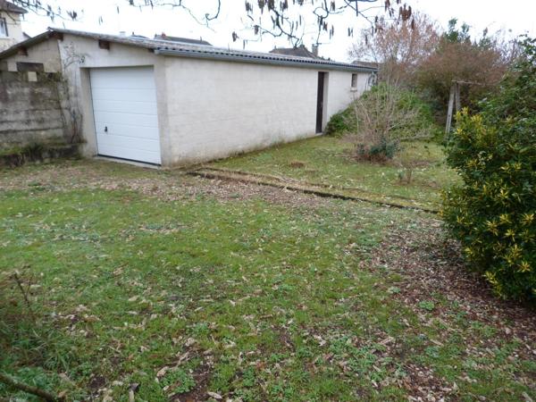 Vente                                                      Maison
                        
                     4 pièces                      71 m2                     à Vierzon