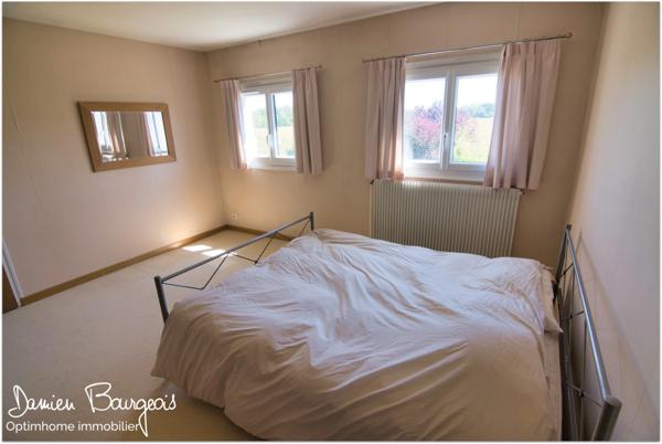 Maison individuelle T7 – 173 m² habitables (225 m² au sol) – Saint-Genis-Pouilly