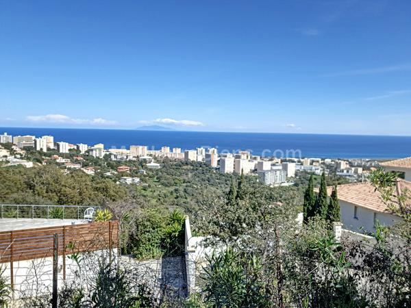  Maison récente T4 de 85m2 avec une belle vue mer sur les hauteurs de Bastia