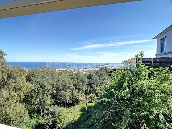  Maison récente T4 de 85m2 avec une belle vue mer sur les hauteurs de Bastia