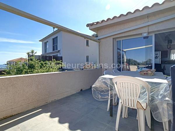  Maison récente T4 de 85m2 avec une belle vue mer sur les hauteurs de Bastia