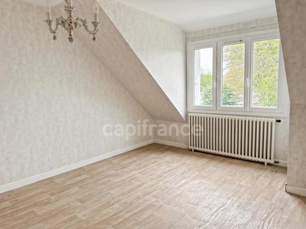 LE RELECQ-KERHUON– Maison avec vue mer à fort potentiel proche de la Cale