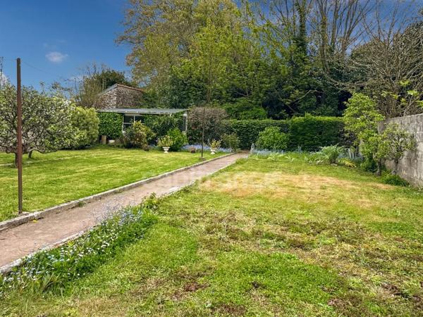 LE RELECQ-KERHUON– Maison avec vue mer à fort potentiel proche de la Cale