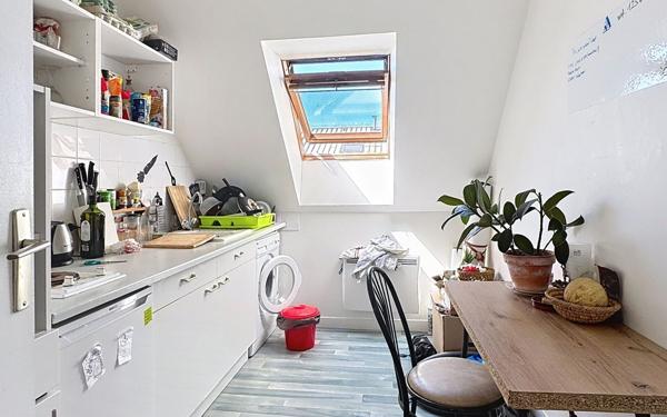 Immeuble à vendre    5 pièces • 90 m2 Tours