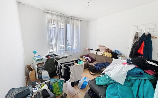 Immeuble à vendre    5 pièces • 90 m2 Tours