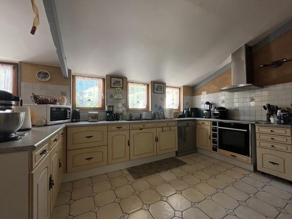 Maison à vendre 161 250 € Ansac-sur-Vienne 5 p 141,7 m² DPE D