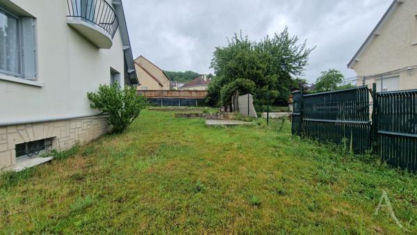 Maison Limay 7 chambres sur S/sol total et presque 900m² de terrain