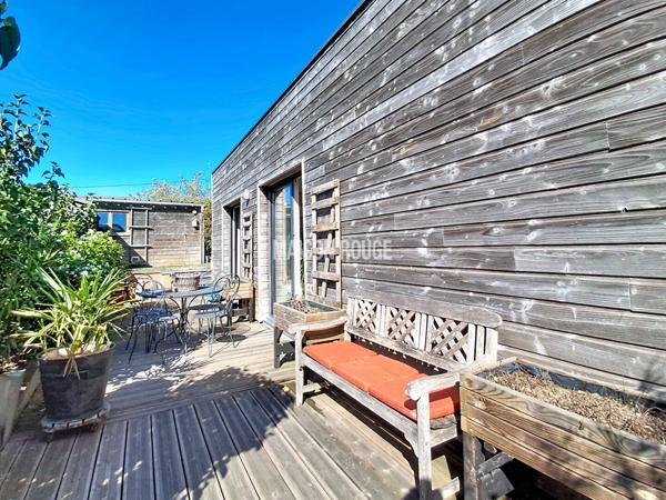 Élégante maison familiale rénovée, cinq chambres, jardin paysager - Coup de coeur assuré - LANGUEUX