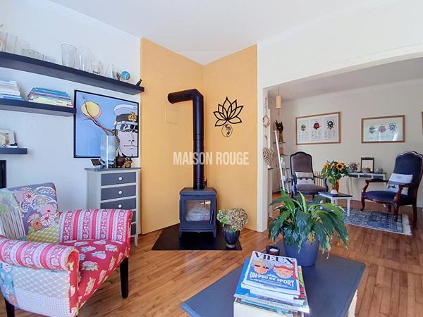 Élégante maison familiale rénovée, cinq chambres, jardin paysager - Coup de coeur assuré - LANGUEUX