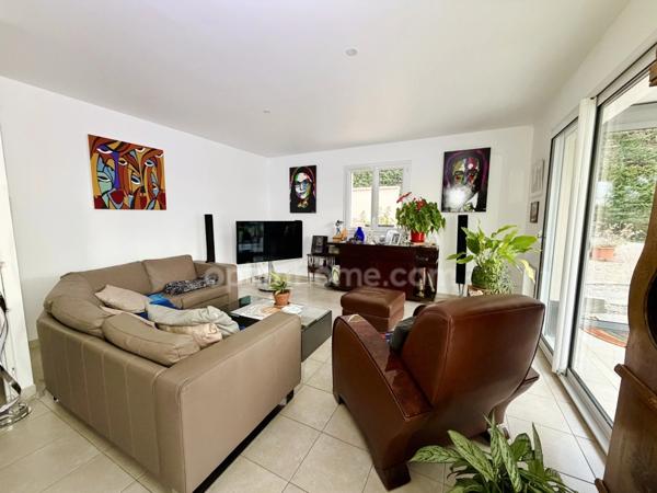 Maison de 125m², 4 chambres, grand séjour, jardin et véranda, TOUQUES (14800)