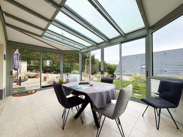 Maison de 125m², 4 chambres, grand séjour, jardin et véranda, TOUQUES (14800)