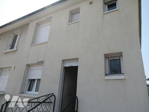 Maison à Vendre à Bréviandes (10450) en Aube (10)

À vendre, maison de 69.28 m² située à Brév...